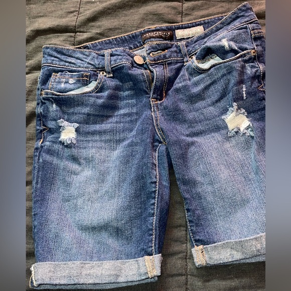 Aeropostale - Picture 2 of 2